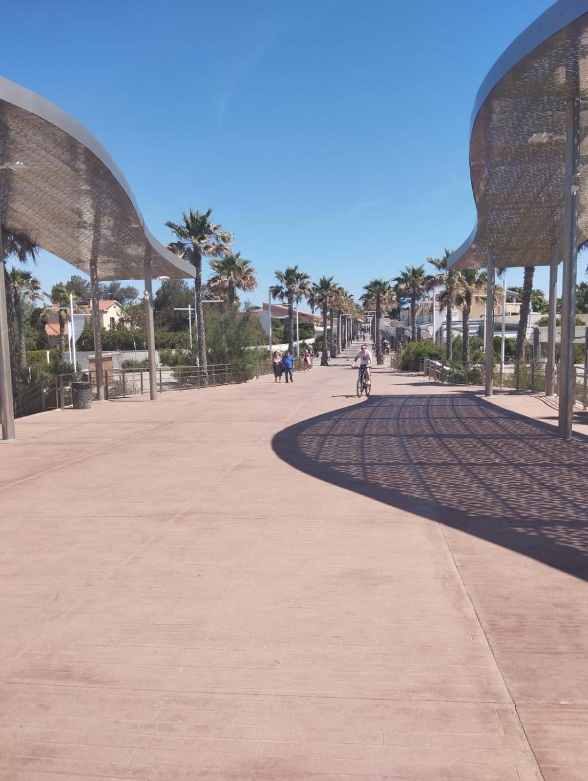 Du Cote De Chez Swann A 150 M De La Plage Vias Exterior foto